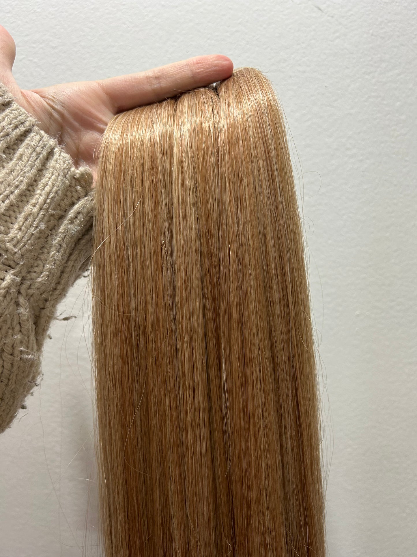 Extensión fibra orgánica, mazo de 150 gramos, 4 mt x 70 cm/ tono: Rubio colorín