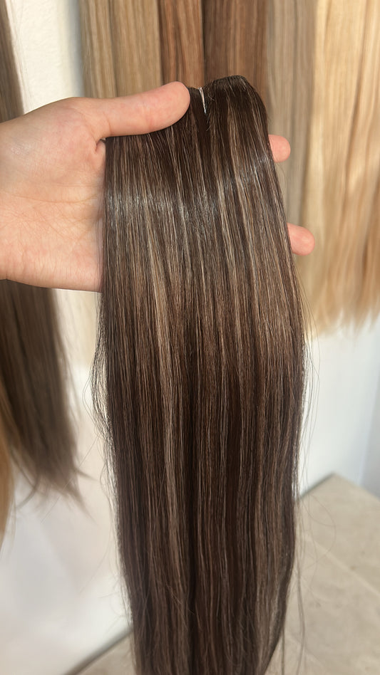 Extensión fibra orgánica, mazo de 150 gramos, 4 mt x 70 cm/ tono: castaño oscuro con visos